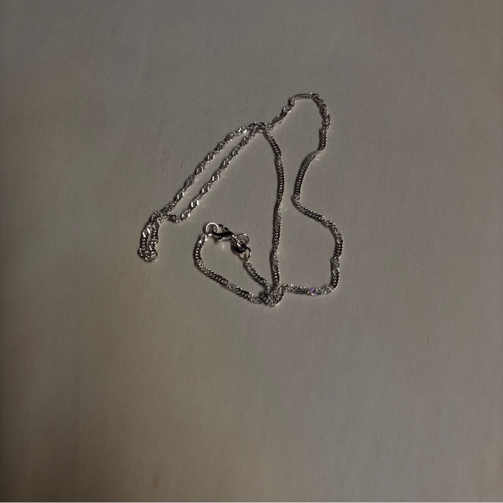 Elegant 16” 925 Sterling Silver Chain Necklace - Picture 5 of 6